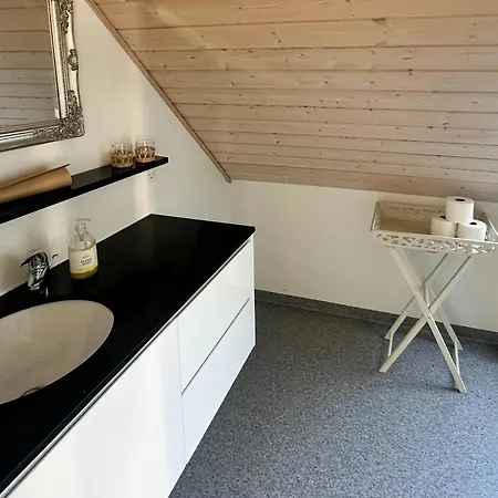 Vakantiehuis Med Krondyr Pa 23 Hektar Naturgrund